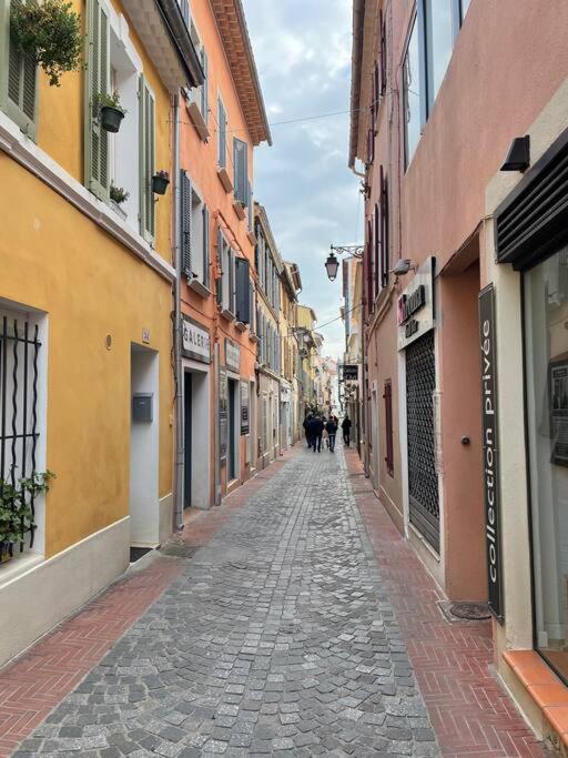 Tres Bel Appartement, Port Sanary, Exterior photo